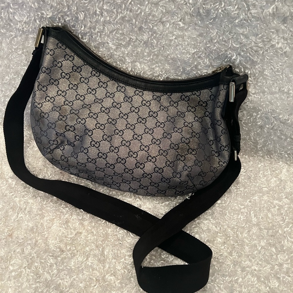Gucci Navy GG Canvas Web Round Messenger Hobo Bag. - Picture 4 of 14